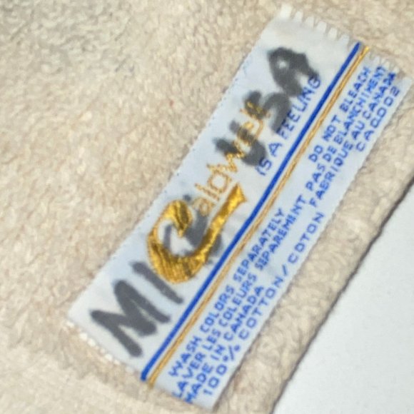 Vintage 1980s Cream Blue Green Floral Towel by Caldwell 40 x 24 in - Picture 9 of 9